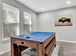 3 Bd - Perry Ave