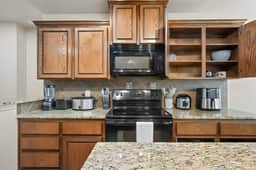 4 bd - Coal Oil