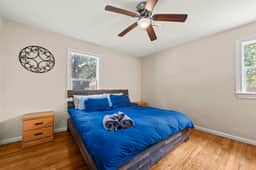 3bd - 2700 john - Image 3