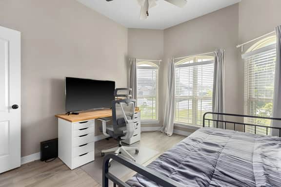 4Bd - Henrietta