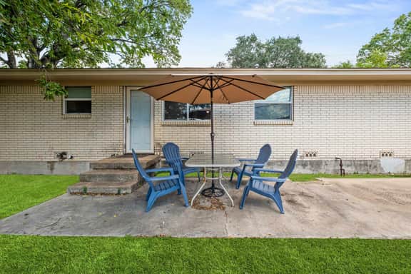 3bd - 2700 john - Image 4