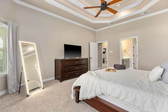 4Bd - Henrietta (corp) - Image 5