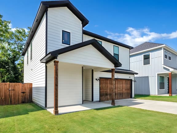 3 Bd - Perry Ave